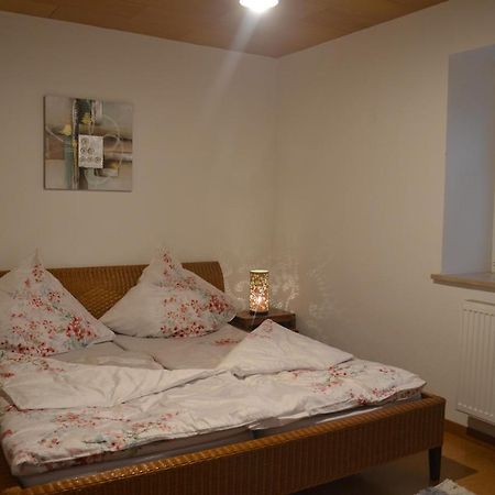 Gemuetliche Ferienwohnung Kirchenpingarten Екстериор снимка